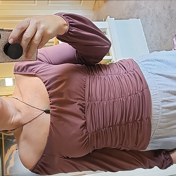 STUNNING LOVE WISH SMOCK SEMI CROP TOP - Picture 2 of 10